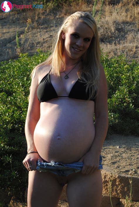 See what's new as our stores reopen details jeans from $49.99. PinkFineArt | Pregnant Jean Shorts 25 from Pregnant Kristi