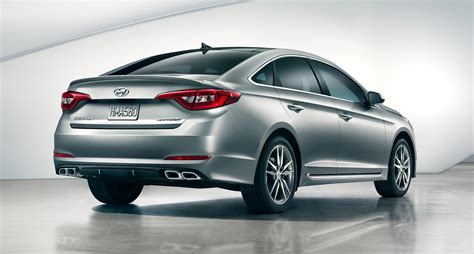 How Many Miles Per Gallon Does A 2023 Hyundai Sonata Limited Hybrid Get?