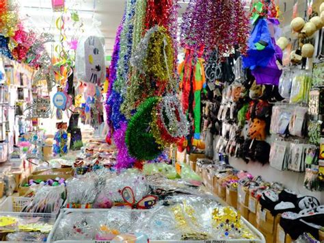 High quality kuala lumpur gifts and merchandise. Best costume shops in Kuala Lumpur