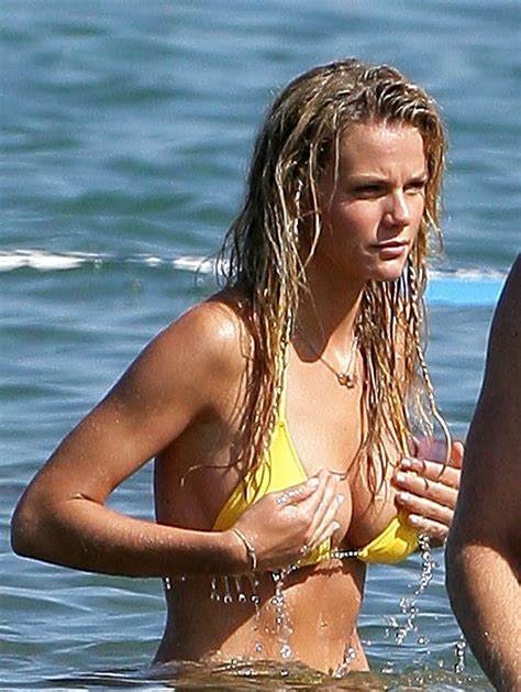 Nude body painting brooklyn decker. Sexy Very Cute: Brooklyn Decker เซ็กซี่ บิกินี่ ร้อนๆริมทะเล