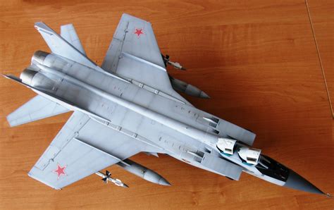 The aircraft was designed by the mikoyan design bureau as a replacement for the earlier. Mig 31B Hobby Boss 1:48 - LGalerie - Modelarstwo ...