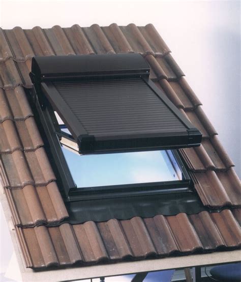 Öffnungszeiten heim und haus rolladen und. Dachfensterrollladen ATIX-A mit SOLAR VELUX® GGL - Moderne ...