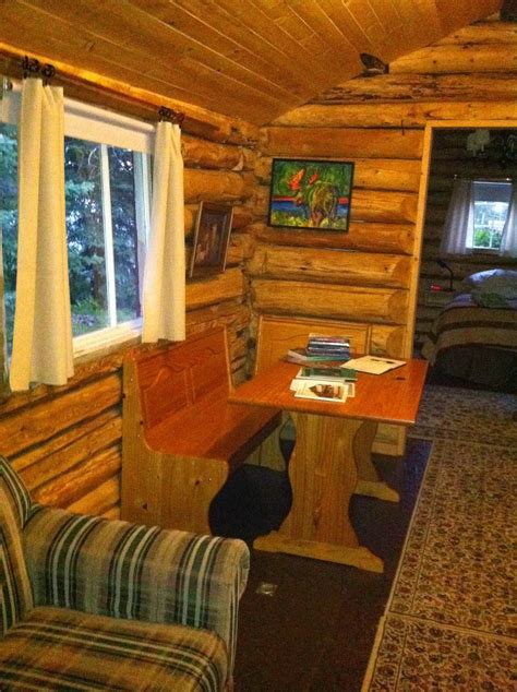 The book is written in a diary style, but is very readable. Live The Alaska Dream: Stay In A Log Cabin: Bearfoot ...