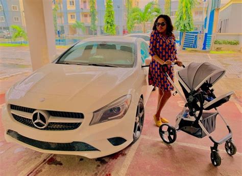 Последние твиты от toyin abraham televison (@toyinabrahamtv). Toyin Abraham Poses With Her Son And New Car - Celebrities ...