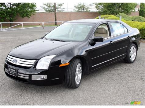 A midsize sedan, the 2007 ford fusion seats five. 2007 Black Ford Fusion SEL V6 AWD #30424408 Photo #4 ...