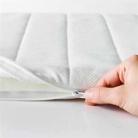 Mattress toppers give you the opportunity to both change the characteristics of your mattress and keep it fresh longer. TALGJE Mattress topper, white, Standard Single - IKEA Ireland