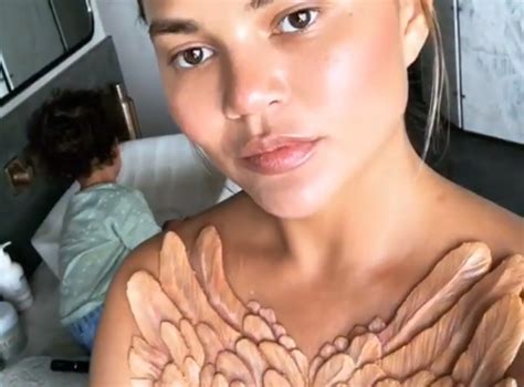 All you need to do is drag, grow or shrink the body parts you want to distort. Chrissy Teigen and Kim Kardashian model fashion body ...