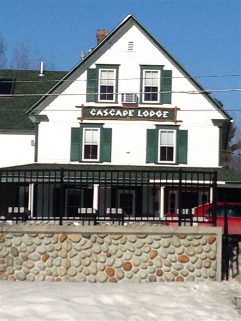 Explore an array of north woodstock vacation rentals, including houses, townhome and townhouse vacation rentals & more bookable online. Cascade Lodge North Woodstock, NH | House styles, White ...