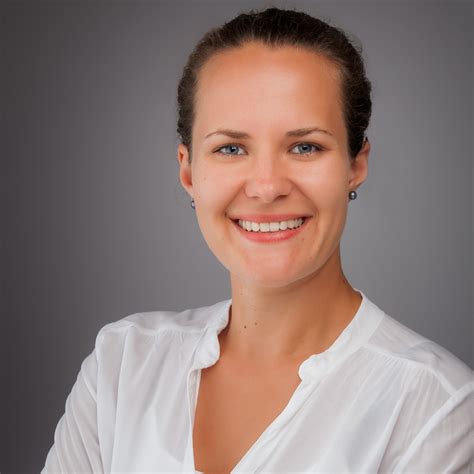 Kgaa sowie alles rund um das thema corporate responsibility bei bertelsmann. Ing. Eveline Hacia - Ingenieurin Projektmanagement ...