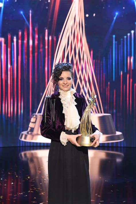 A primit butonul auriu de la andra: PRO TV - Ana Maria Pantaze a câștigat marele premiu ...