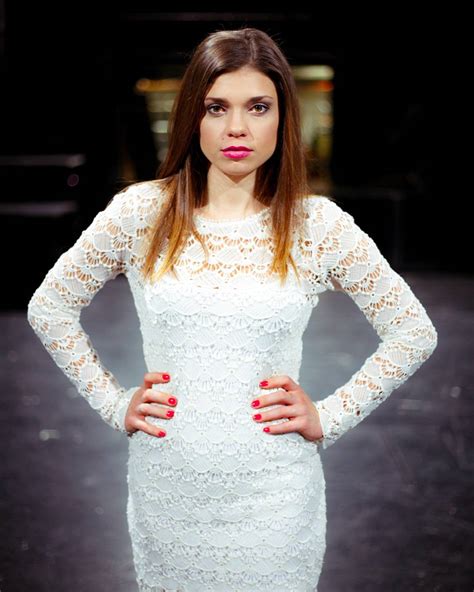 Denisa pfauserová je česká herečka, známá díky moderování na óčku, pohádce řachanda nebo divadelní inscenací modlitba pro kateřinu horovitzovou. Denisa Pfauserová fotka