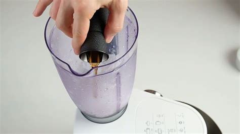 You can get away with just milk 1 1/4 cup whole milk 1 cup heavy cream 3 heaping tbsp powdered milk (instant skim milk to make the banana smoothie without ice cream seems fine but can i add vanilla pudding powder or. How to Make Ice Cream in a Blender with Milk | Recipe in ...