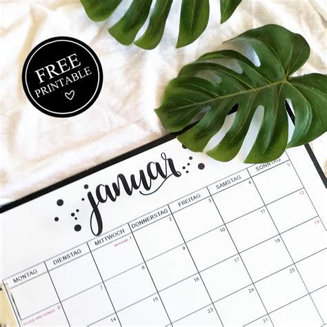 Laden sie sich ihren ferienkalender als jahreskalender, halbjahreskalender, quartalskalender oder monatskalender kostenlos herunterladen! Monatskalender Januar 2021 Zum Ausdrucken Kostenlos ...