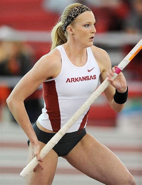 Most memorable olympic pole vault: Sandi Morris (With images) | Pole vault, Olympic hero, Morris