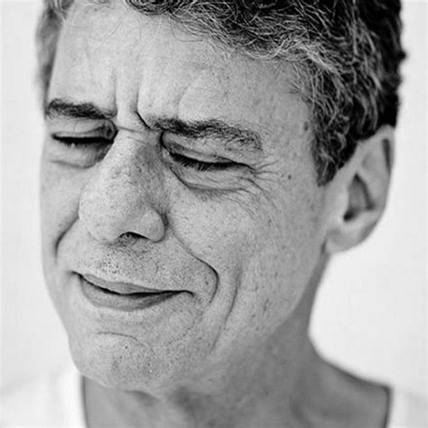 Chico buarque was born on june 19, 1944 in rio de janeiro, rio de janeiro, brazil as francisco buarque de hollanda. Chico Buarque prepara para lançar novo livro em novembro
