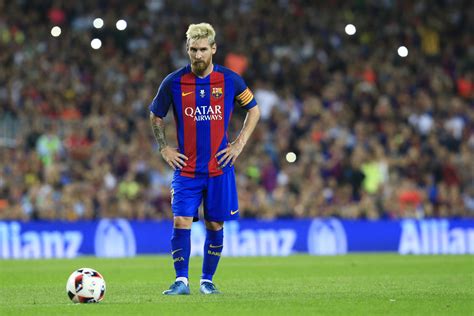 Inter milan have already made attempts to sign lionel messi from barcelona, claims former inter president massimo moratti. L'Inter Milan rêve de Messi - Transfert Foot Mercato
