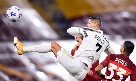 Come consuetudine, il campionato italiano è l'ultimo ai nastri di partenza della nuova stagione fra i tornei top. Calendario Serie A 2021 partite Sky e Dazn - Donne Sul Web