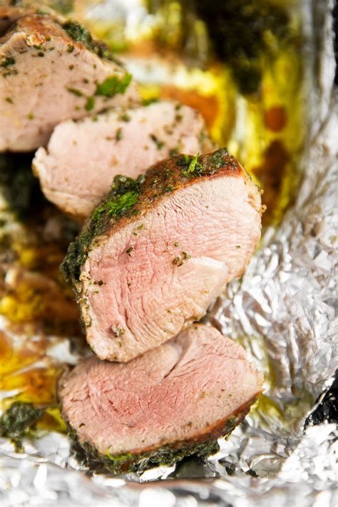 The only difference is i turn the heat down a little bit on the side with with potatoes. Should I Put Foil Over Pork Tenderloin / The Best Baked ...