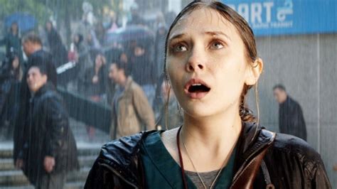 Elizabeth olsen is taller than the twins, so a lot of people assume that's she's older, but that's just not true. Oldboy, Elizabeth Olsen seppe del finale solo dopo averlo ...