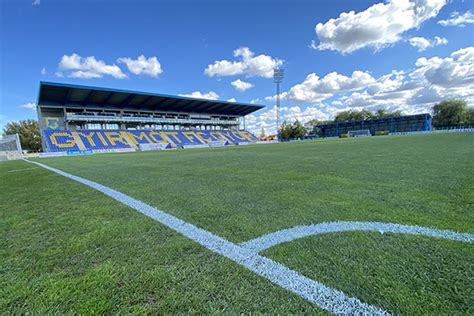 The stadium has a capacity of 4,500. Jubilált az ALCUFER Stadion | Gyirmót FC GyőrGyirmót FC Győr