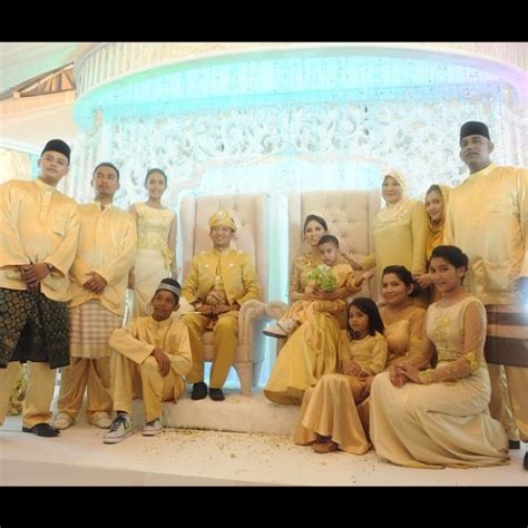 Mahligai cinta 2019 sun apr 21 fasha sandha x aidil aziz. Respeks Group: RG2011... Resepsi Perkahwinan Fasha Sandha ...