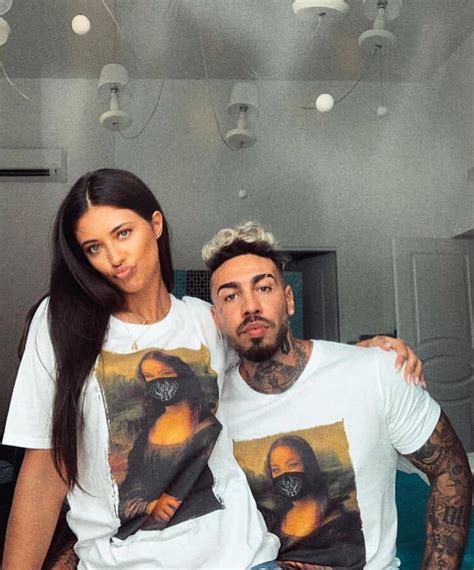 Jun 11, 2021 · damiano david, solistul trupei maneskin, care a câștigat trofeul eurovision 2021, este o figură excentrică. Cum arată noul tatuaj al Antoniei, cu chipul lui Alex ...