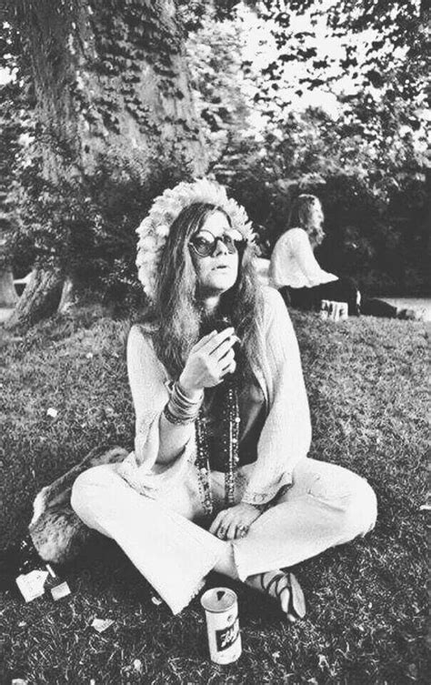One of the most successful and widely known rock stars of her era. Janis Joplin Hard To Handle / Janis Lyn Joplin, January 19, 1943 - October 4, 1970 ... : Don't ...