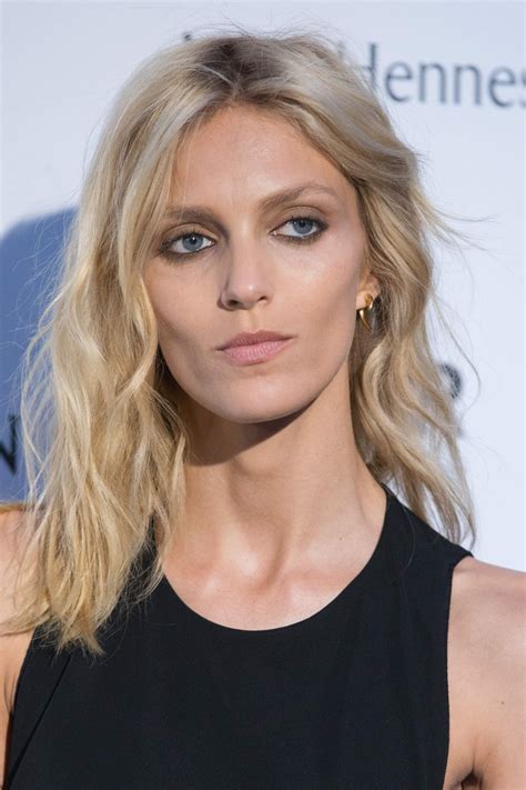 The rubik mono one font has been downloaded 19,638 times. ANJA RUBIK at Amfar Dinner at Paris Pashion Week - HawtCelebs