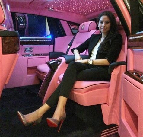 Juru solek tunku tun aminah dedah perangai sebenar dan rahsia puteri johor. 7 Perkara Yang Anda Perlu Tahu Mengenai Puteri Johor ...