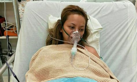 Minggu lepas, kak bell berpeluang menghadiri satu majlis minum petang sempena memperkenalkan siti sarah raisuddin sebagai duta rasmi kepada produk penjagaan rambut sugardollbynn. Siti Sarah masuk hospital akibat tekanan darah rendah ...