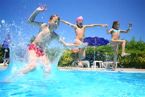 • made in the u.s.a. Top public swimming pools in Madrid - When, where & how much