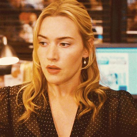 She's starring in the movie that's about to take hollywood by storm! Kate Winslet The Holiday Gif