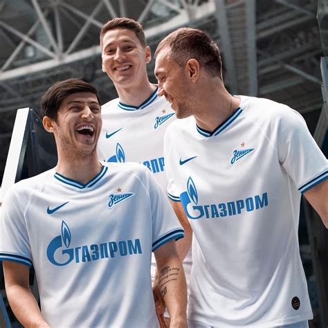 Football club zenit, also known as zenit saint petersburg or simply zenit, is a russian professional football club based in the city of saint petersburg. Zenit Saint Petersburg 2019-20 Nike Away Kit | 19/20 Kits ...
