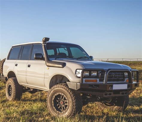 — preceding unsigned comment added by 5.173.171.158 10:54, 26 march 2019 (utc) i don't see a single source for any sentence in the article. Land Cruiser LS Swap