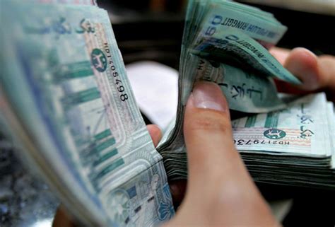 Harga dan kadar tukaran ringgit ke rupiah hari ini iaitu rm ke rp melalui bank negara exchange rate yang terbaru di malaysia bagi tahun 2021. Ringgit merudum, pelajar Malaysia di luar negara tertekan ...