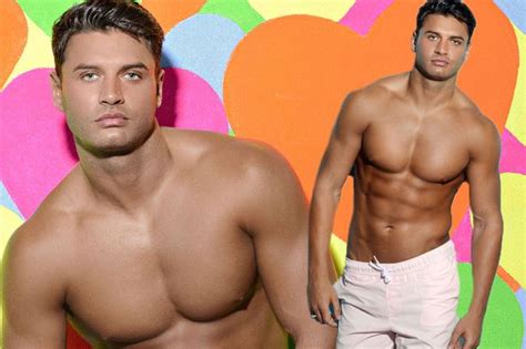 Jess and mike love island. Love Island introduces two newbies after Jess and Mike are ...