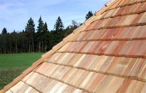 Деревянная кровля: устройство бревенчатой крыши дома из дерева, монтаж ...