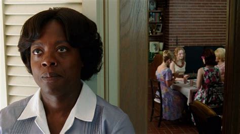 Dans la petite ville de jackson, mississippi, durant les années 60, trois femmes que tout devait opposer vont nouer une incroyable amitié. Épinglé par Elodie Serieye sur La couleur des sentiments ...
