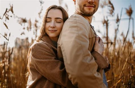 You always try to be with a man who can understand your emotions and sentiments completely and can empathize with you. How To Attract A Cancer Man In May 2021 - Cancer Man Secrets: Your Step-by-step Guide