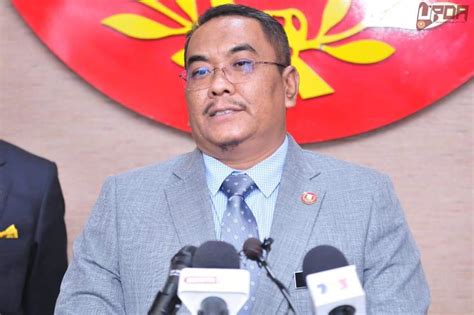 Tingkat 5, wisma persekutuan alor setar. Kedah Mansuh RM110 ribu Bayaran Balik Biasiswa Negeri Kedah