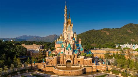 8 Things to Know About Hong Kong Disneyland's New Castle