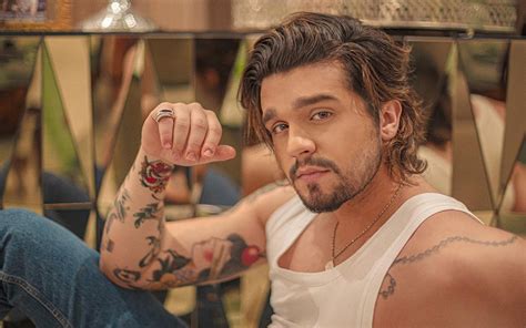 His first live album was a bestseller throughout 2010, selling over 100,000 c. Luan Santana envia concentradores de oxigênio para ...