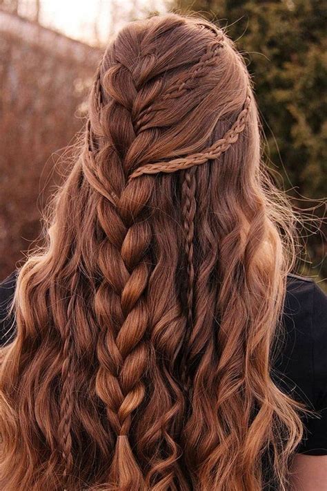 It was an inspired look by chloe brown, who we both adore a lot for her hairstyles. 54 Cool Easy Hairstyles You Can Do Yourself at Home in ...