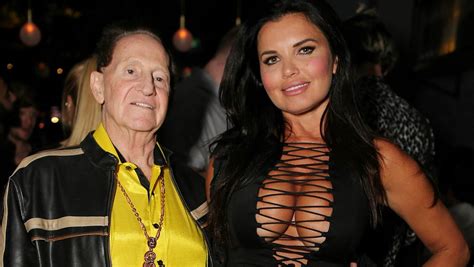 Discover geoffrey edelsten's biography, age, height, physical stats, dating/affairs, family and career updates. Geoffrey Edelsten reveals new flame Suzi Taylor in ...