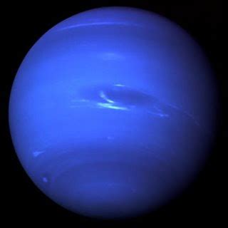 Planet neptunus memiliki 8 buah satelit, di. Lutfia Wulandari's Blog: Planet Neptunus