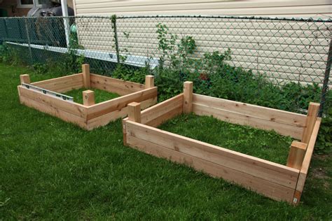 These are great for growing herbs and your own ingredients for salsa or salad. The top 20 Ideas About Raised Garden Boxes Diy - Home, Family, Style and Art Ideas