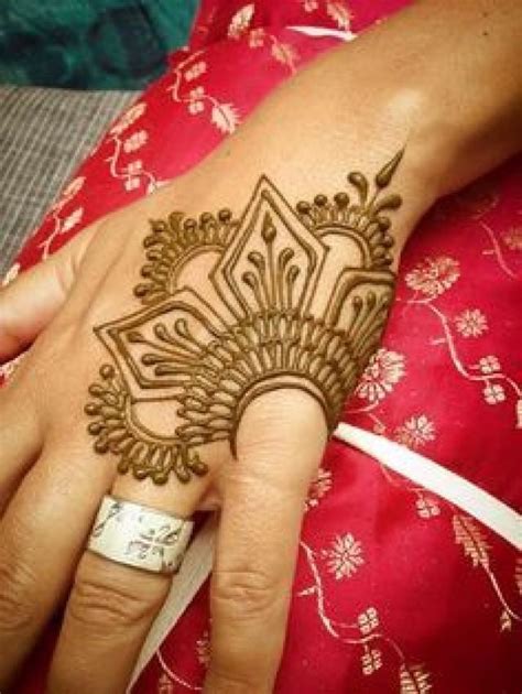 4.3 out of 5 stars. Indian Wedding - Minimal Henna #2048559 - Weddbook