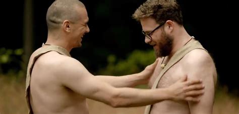 Nach dem tod seiner eltern findet der zehnjährige lewis (owen vaccaro) bei seinem schrulligen onkel jonathan (jack black) ein neues zuhause. Seht James Franco & Seth Rogen nackt in die Wildnis ziehen