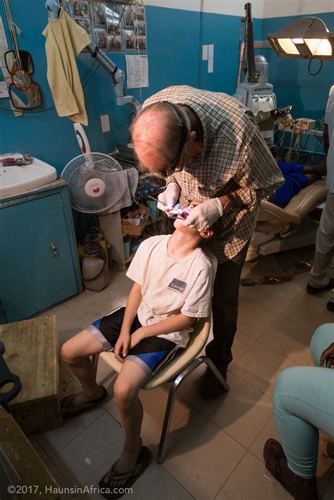 If your cat loses its teeth naturally with no sign of disease, it's not a problem. Teeth Cleaning (and then pulling) - The Hauns in Africa