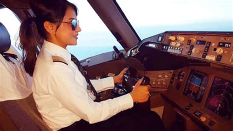 A commercial pilot is a pilot who flies a specific aircraft type for an airline and holds a commercial pilot certificate issued by an authority. World's youngest female pilot Anny Divya of Boeing 777 to ...